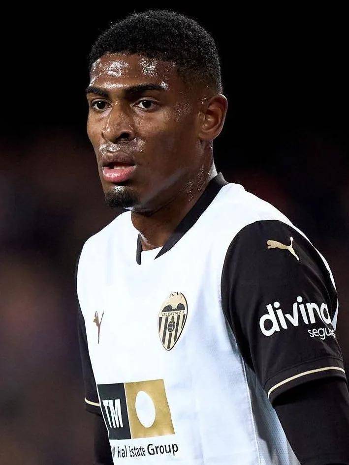 场先入一球 场先入一球