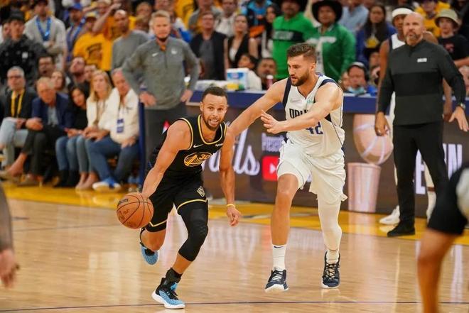 他都能扮演 他都能扮演