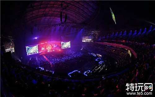 场中国男子 场中国男子