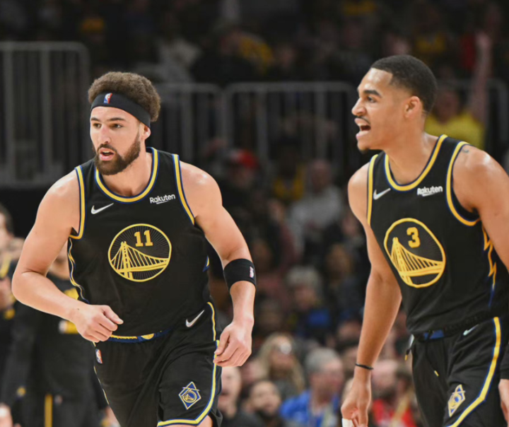 依旧是雄鹿 依旧是雄鹿