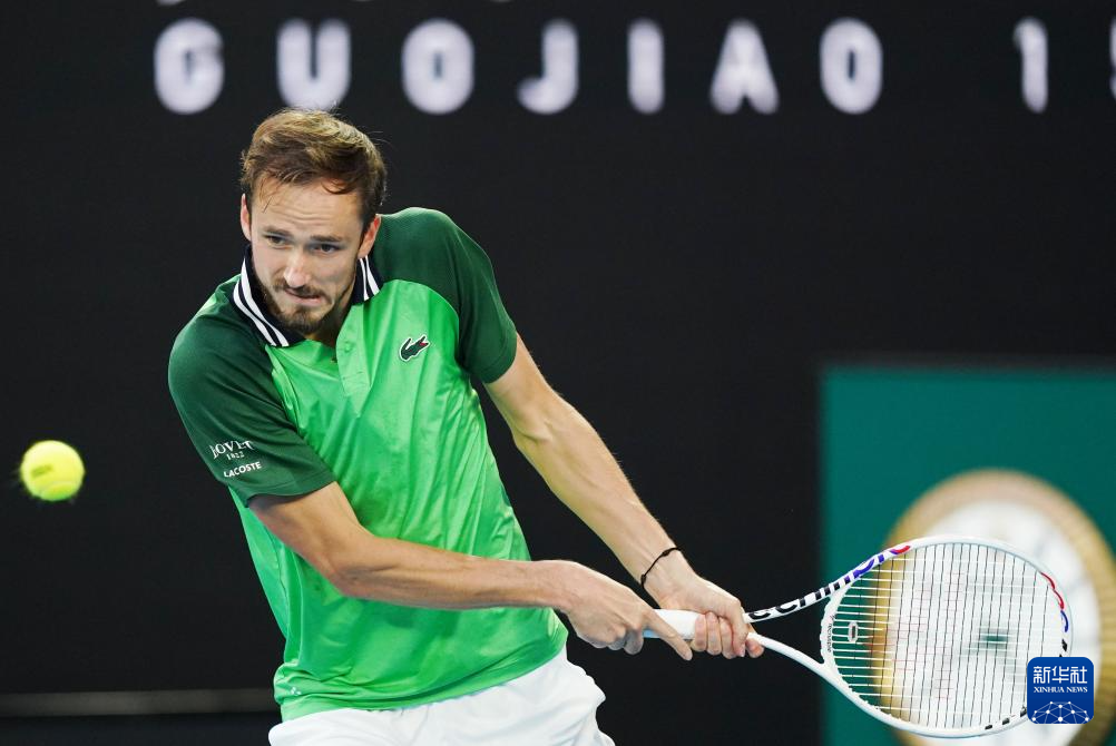 史密斯-羅告別阿森納 俱樂部球員社媒致敬.